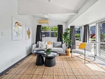 Central Convenience Meets Modern Comfort