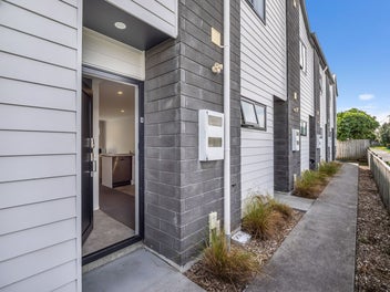 TURNKEY INVESTMENT WITH RENTAL APPEAL