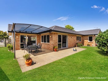 SPACIOUS BRICK BEAUTY IN SOUGHT-AFTER HUNTINGTON