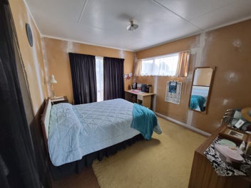 ENDLESS POTENTIAL ON A 1/4 ACRE