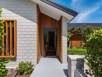 Where Lush Surrounds Meet Refined Living