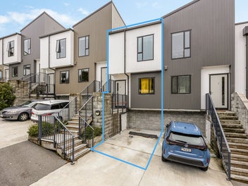 Neat, Sweet and Petite!!!