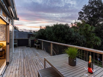 Leverage the Envelope & Aspect: $2.385m