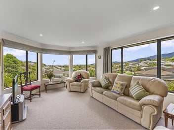 Enjoy the Sun, the View, and the Location