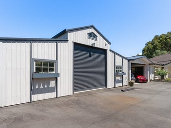 Private, Established Living Without the Maintenanc