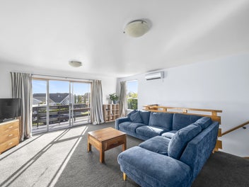 Affordable Entry-Level Buying on Applewood