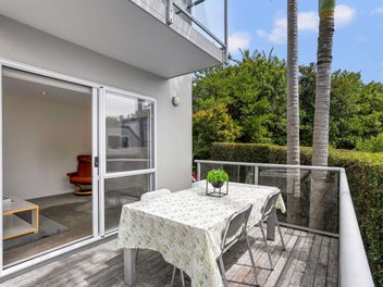 Four Bedrooms - Double Grammar Zone!