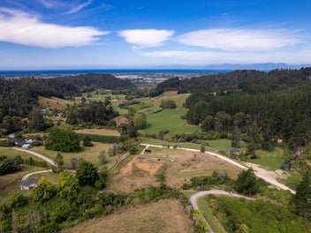 Elevated Sea Views & Lifestyle Opportunity- 1.44h