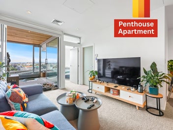 Luxury Nugent Rise Penthouse 1 bedroom + Study