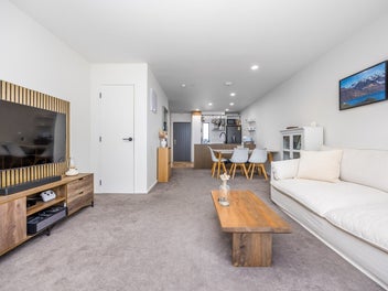 City Fringe Stunner!