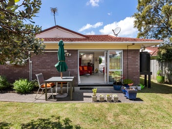 Single Level, Easy Living - Owner Relocating