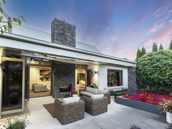 Exquisite Living in Hampton Grange!