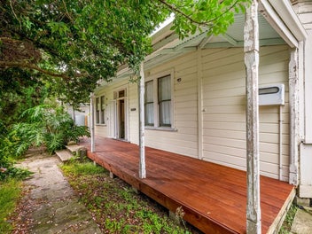 Quarter Acre Reno Dream!