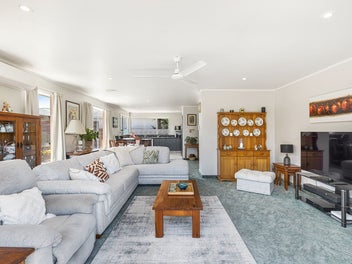 Quiet & Secure: Your Ideal Downsize Home