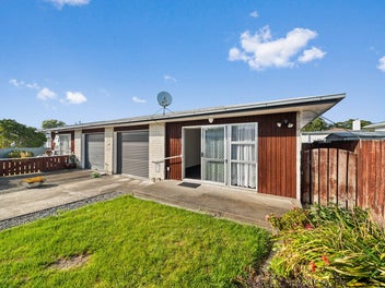 The Easy Choice in Lansdowne - BEO $369,000