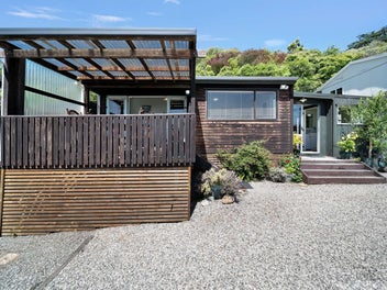 2 Bedroom + Cabin - NZ Top 5% on booking.com