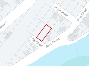 Vacant, 1012m2 Section With Industrial Zoning.