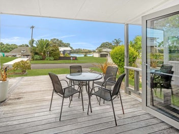 Vendor on the Move, Present Your Offer!