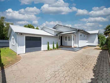 Big House Prime Location