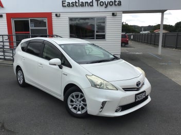 2013 Toyota Prius Alpha 1.8 Hybrid 7 Seater Wagon
