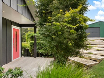 Delightful in Denehurst Drive