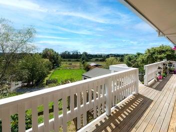 Ample shedding, elevated outlook and room to move