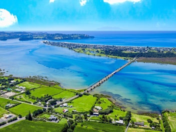 Omaha waterfront holding of 1.3 hectares