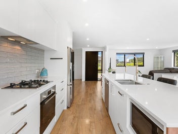 Effortless Living with Space, Style & Sunshine