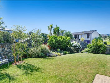 Affordable and stylish family home on The Ritz