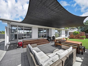 Timeless Character, Coastal Charm