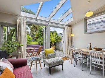 Classic Mt. Victoria Charm, Beautifully Reimagined