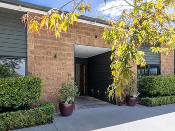 Premium Tamahere estate