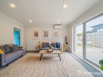 Super Savvy on Swainson