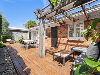 Brick & Tile + Outdoor Living