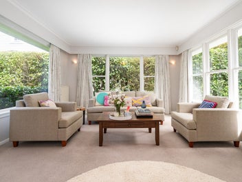 PRIVATE, SPACIOUS, PICTURESQUE - PERFECT!