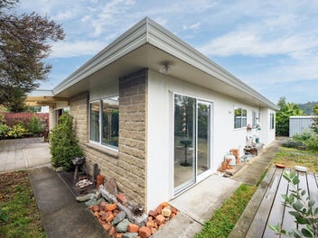 Smart buying starts here - Price reduced!