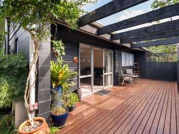 Private and Serene in Riverlea