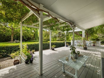 Classic Charm & Lush Garden Living