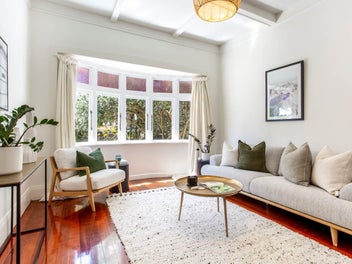 Utterly Gorgeous & Move-In Ready