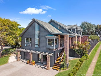 Big, Bold And Beautiful