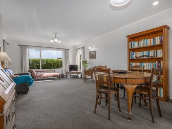 Private. Brick. Central.