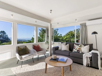 Smart Buying Minutes to the City