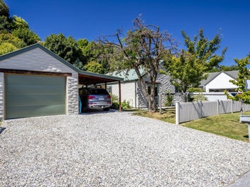 Well-presented, well-located