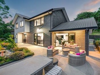 Rare Coastal Lifestyle Sanctuary