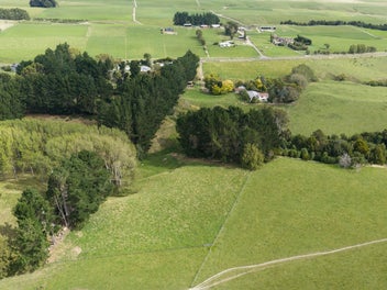 Family home in Hiwinui