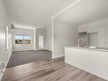 Urgent - 2 Bedrooms + Hobbies + Study