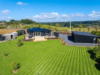 Coastal living with space, sun & views