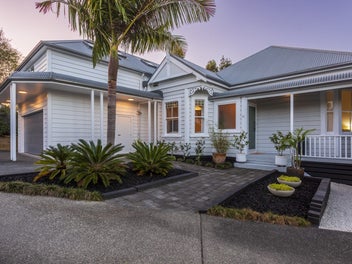 A dream restored: villa and legal income