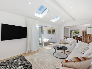 Highly Motivated Vendors - Must Be Sold!