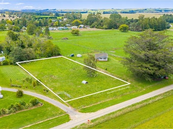 Tikokino lifestyle - no covenants!